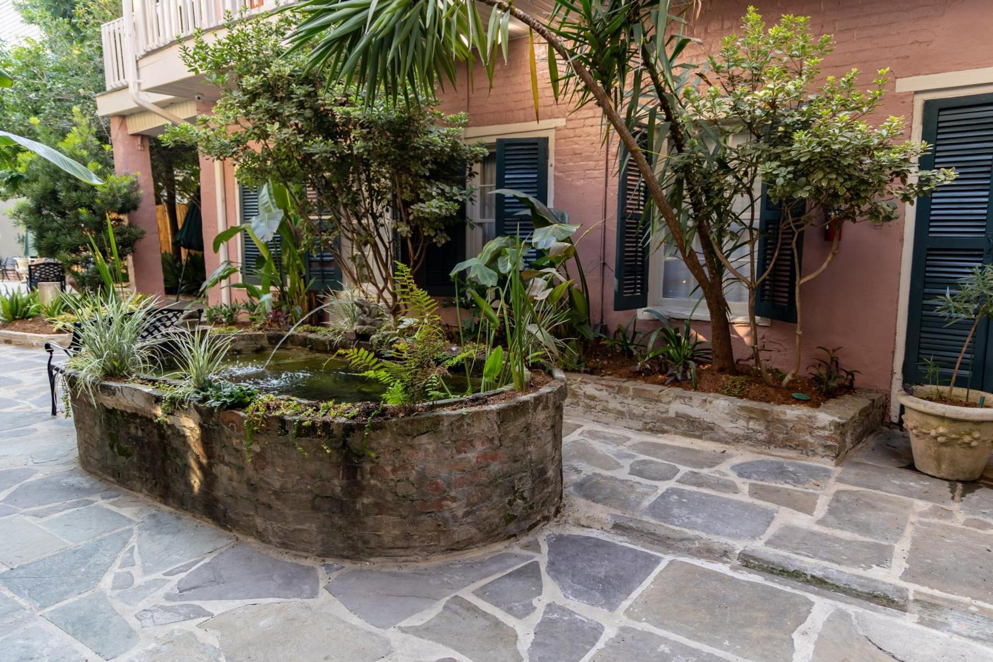 Lamothe House Hotel A French Quarter Guest Houses Property نيو أورلينز المظهر الخارجي الصورة